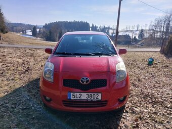 Prodám Toyota Yaris 1,3 - 6