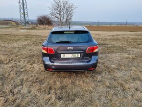 Toyota Avensis,1.6i 97kw 1.MAJ. NOVÁ STK, SERV.KNIHA - 6