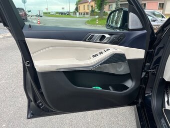 BMW X5 M50i - 6