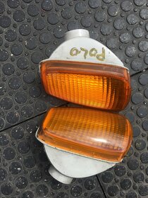 Přední blinkr Hella na VW Polo 86c - 6