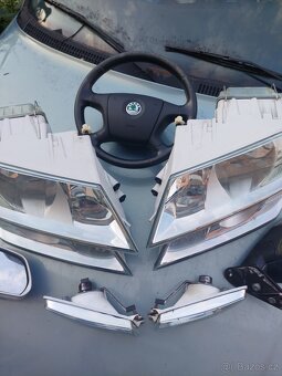 Škoda Octavia 2 přední lampy , zrcátka - 6