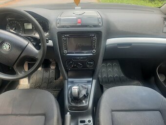 ŠKODA OCTAVIA 2.0i 4x4 - 6