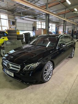 Mercedes Benz e400 - 6