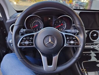 Mercedes C220d 4matic najeto 73000 Top stav - 6
