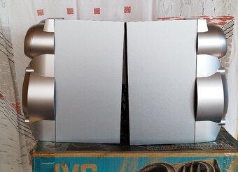 Prodám reprosoustavy JVC 1000 Kč - 6