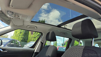 ŠKODA YETI 2.0TDI ELEGANCE 4x4 1MAJITEL - 6
