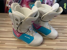 Snowboard Gravity Electra velikost 144, vázání a boty 40 - 6