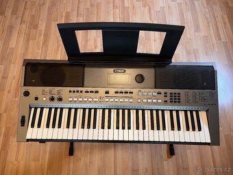 Yamaha PSR-E443 klávesy + příslušenství (stojan, notový pult - 6