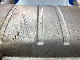 Titanový muffler M3CS G80, poškrabaný zespod - 6