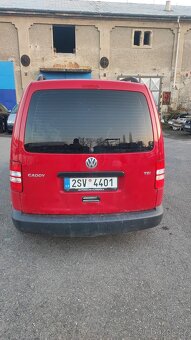 VW Caddy 1.6 - 6