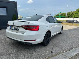Skoda Superb 2018 - 6