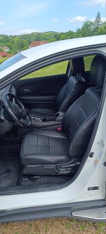 Honda HR-V 1.5 - 6