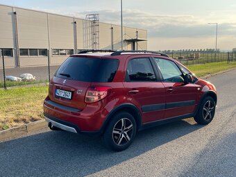 Suzuki SX4 1.5 - 6