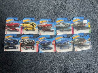 Autíčka Hot Wheels - 104 kusů - 6