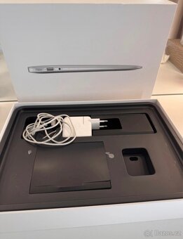 MacBook Air 13 2017 - 6