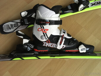 Lyže Salomon 90 cm, lyžáky vel. 32, helma UVEX - 6