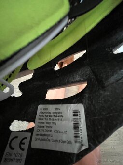 Pěkná dětská přilba - 6