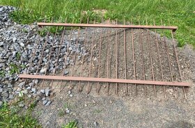 Mříž na stavební buňku - 6