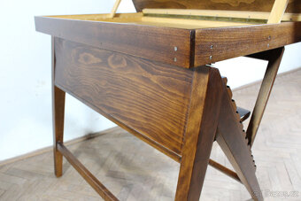 modernistický stul - 6