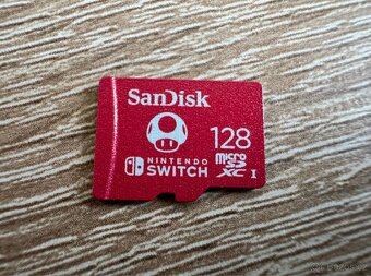Nintendo Switch OLED komplet + SD karta, obal, hra - 6