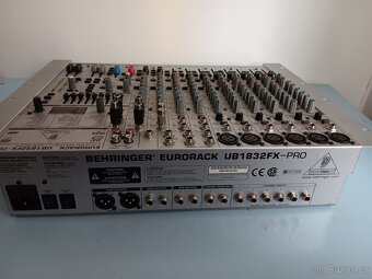 Behringer mix - 6