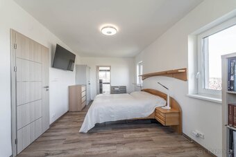 Prodej vily 261 m2, pozemek 1215 m2 v obci Tmaň - 6