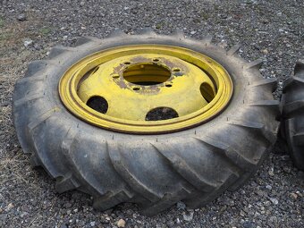 Kola s pneu šípáky Barum 8,3.8-20 - 6