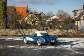 Chevrolet Corvette C1 283 cu in (4.6 L) - 6