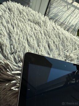 Apple iPad 5 generace - 6