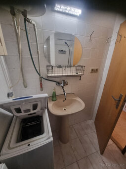 Pronájem částečně zařízeneho bytu 1+kk, 20m2, M.Budějovice - 6