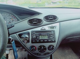Ford Focus combi 1.8 16v LPG - 6
