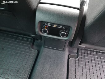 Seat Alhambra 2.0 TDi, 4Drive - 6