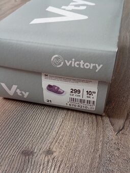Chlapecké tenisky VTY (vel. 21) - 6