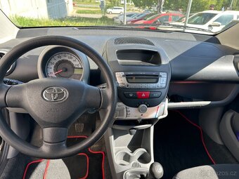 Toyota Aygo 2008, tmavě-šedá metalíza, pětidveřová verze - 6