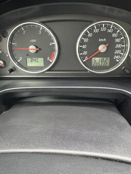 Fort Mondeo 2 tdci 96kw - 6