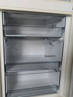 moderní lednice A++ Gorenje DOPRAVA - 6