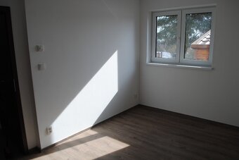 Pronájem novostavby domu 5+kk 160m2, Plzeň-Skvrňany - 6