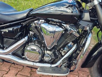 Yamaha XVS 1300 Midnight Star - 6