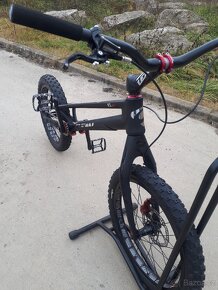 Trialové  kolo Clean K1 - 6