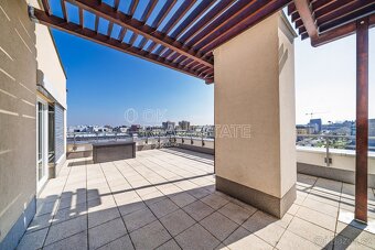 Penthouse 2+kk se 2 terasami a velkou garáží, ev.č. 00682 - 6