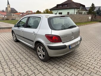 Peugeot 307 2.0HDi 100kW - náhradní díly - 6