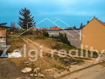 Prodej, stavební pozemek 1126 m² v malebné obci Rataje - 6