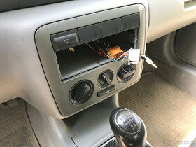 Škoda Octavia 1997 1,6i - LPG - díly z vozu - 6