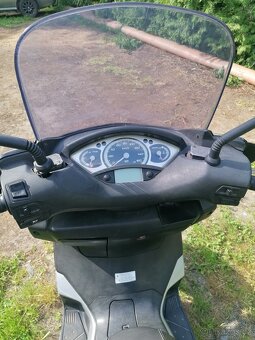 Yamaha x max 125 - 6