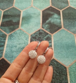Nové dámské stříbrné náušnice kuličky třpytivé s kamínky - 6