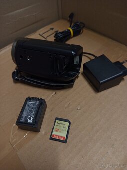 PANASONIC HC-V720 - 6