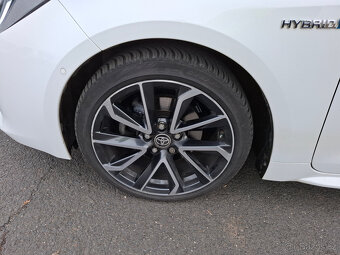 Toyota Corolla TS 2.0 Hybrid, Executive, odhlučněno, 135kW - 6