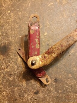 Pedál zadní brzdy s maznicí - 6