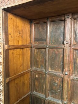 Indická ručně řezaná portálová skříň (136003) - 6