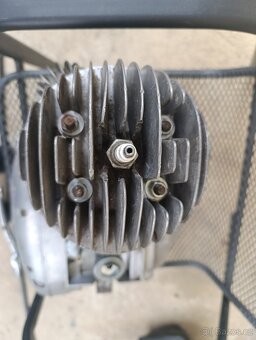 Jawa 175/356 Motor - 6